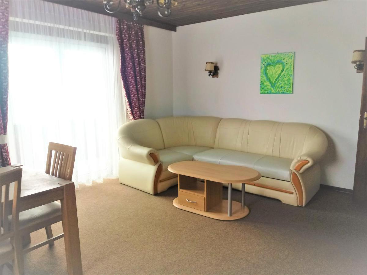 Almhaus Florian Διαμέρισμα Treffen Εξωτερικό φωτογραφία