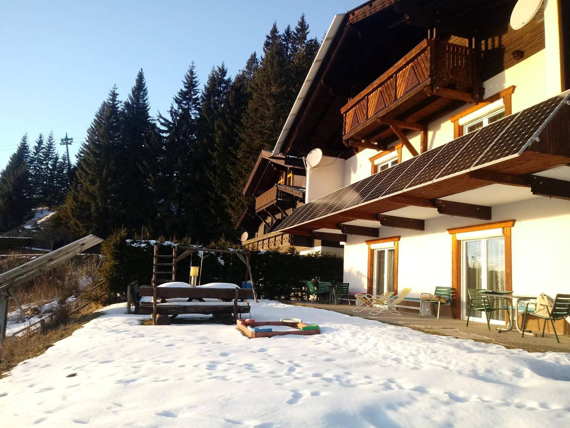 Almhaus Florian Διαμέρισμα Treffen Εξωτερικό φωτογραφία